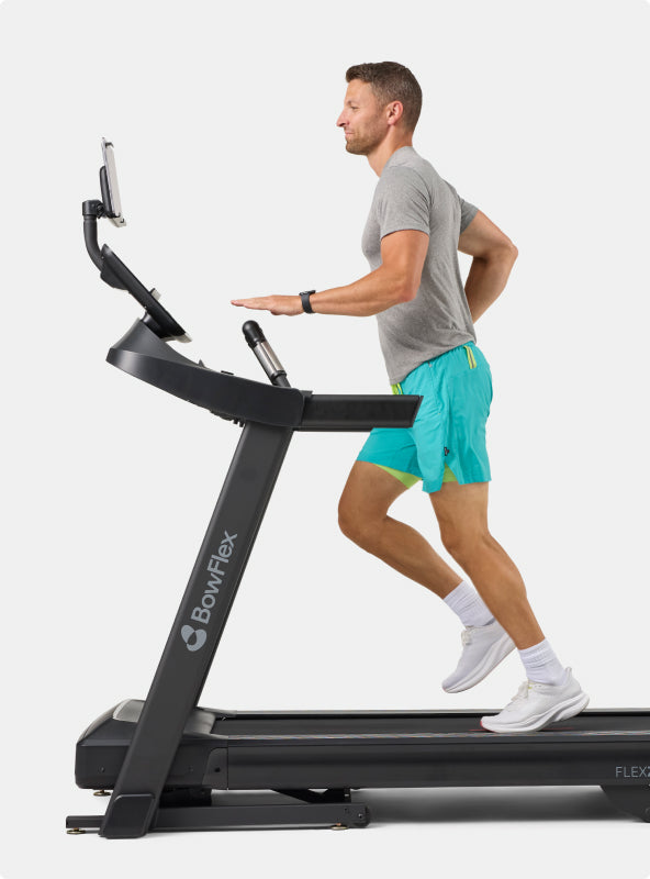 Man running on the BowFlex T6 Treadmill.