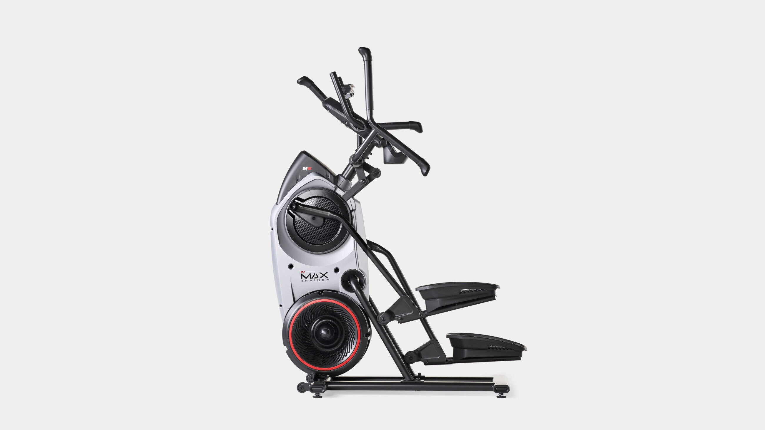 Side view of Max Trainer M6 - default view